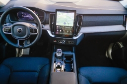 Volvo XC90 Plug-In Hybrid Plus T8 AWD 7-Seater 2026
