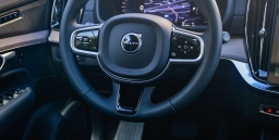 Volvo XC90 Plug-In Hybrid Plus T8 AWD 7-Seater 2026