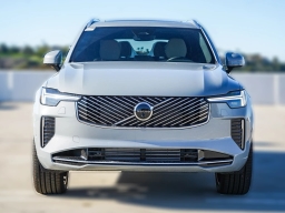 Volvo XC90 Plug-In Hybrid Plus T8 AWD 7-Seater 2026