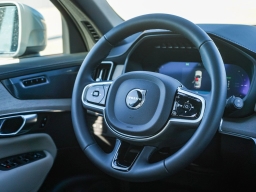 Volvo XC90 Plug-In Hybrid Plus T8 AWD 7-Seater 2026