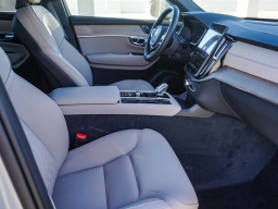 Volvo XC90 Plug-In Hybrid Plus T8 AWD 7-Seater 2026