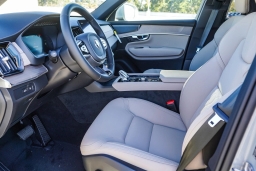 Volvo XC90 Plug-In Hybrid Plus T8 AWD 7-Seater 2026