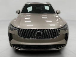 Volvo XC90 Plug-In Hybrid Plus T8 AWD 7-Seater 2026