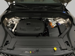 Volvo XC90 Plug-In Hybrid Plus T8 AWD 7-Seater 2026