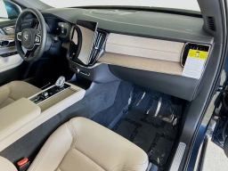 Volvo XC90 Plug-In Hybrid Plus T8 AWD 7-Seater 2026