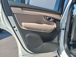 Volvo XC90 Plug-In Hybrid Plus T8 AWD 7-Seater 2026