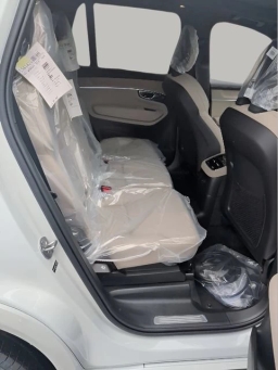 Volvo XC90 Plug-In Hybrid Plus T8 AWD 7-Seater 2026