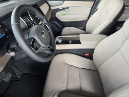 Volvo XC90 Plug-In Hybrid Plus T8 AWD 7-Seater 2026