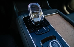 Volvo XC90 Plug-In Hybrid Plus T8 AWD 7-Seater 2026
