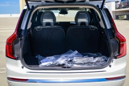 Volvo XC90 Plug-In Hybrid Plus T8 AWD 7-Seater 2026