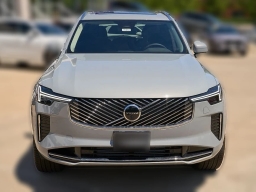 Volvo XC90 Plug-In Hybrid Plus T8 AWD 7-Seater 2026