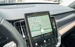 Volvo XC90 Plug-In Hybrid Plus T8 AWD 7-Seater 2026