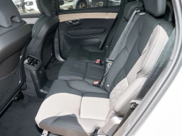 Volvo XC90 Plug-In Hybrid Plus T8 AWD 7-Seater 2026