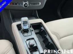 Volvo XC90 Plug-In Hybrid Plus T8 AWD 7-Seater 2026