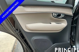 Volvo XC90 Plug-In Hybrid Plus T8 AWD 7-Seater 2026