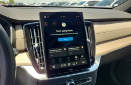 Volvo XC90 Plug-In Hybrid Plus T8 AWD 7-Seater 2026