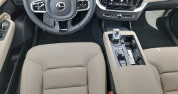 Volvo XC90 Plug-In Hybrid Plus T8 AWD 7-Seater 2026