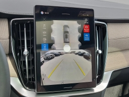 Volvo XC90 Plug-In Hybrid Plus T8 AWD 7-Seater 2026