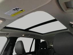 Volvo XC90 Plug-In Hybrid Ultra T8 AWD 7-Seater 2026