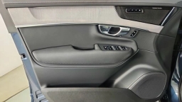 Volvo XC90 Plug-In Hybrid Ultra T8 AWD 7-Seater 2026