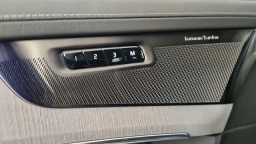 Volvo XC90 Plug-In Hybrid Ultra T8 AWD 7-Seater 2026