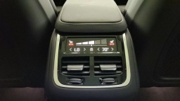 Volvo XC90 Plug-In Hybrid Ultra T8 AWD 7-Seater 2026
