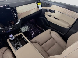 Volvo XC90 Plug-In Hybrid Ultra T8 AWD 7-Seater 2026