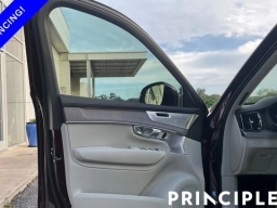 Volvo XC90 Plug-In Hybrid Ultra T8 AWD 7-Seater 2026