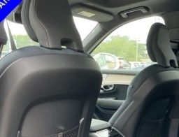 Volvo XC90 Plug-In Hybrid Ultra T8 AWD 7-Seater 2026