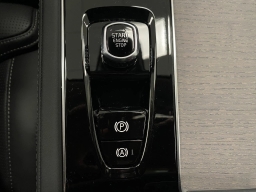 Volvo XC90 Plug-In Hybrid Ultra T8 AWD 7-Seater 2026