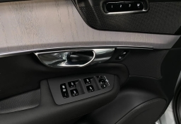 Volvo XC90 Plug-In Hybrid Ultra T8 AWD 7-Seater 2026