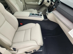 Volvo XC90 Plug-In Hybrid Ultra T8 AWD 7-Seater 2026