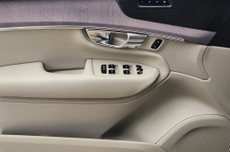 Volvo XC90 Plug-In Hybrid Ultra T8 AWD 7-Seater 2026