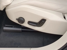 Volvo XC90 Plug-In Hybrid Ultra T8 AWD 7-Seater 2026