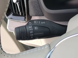 Volvo XC90 Plug-In Hybrid Ultra T8 AWD 7-Seater 2026