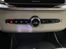 Volvo XC90 Plug-In Hybrid Ultra T8 AWD 7-Seater 2026