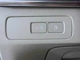 Volvo XC90 Plug-In Hybrid Ultra T8 AWD 7-Seater 2026