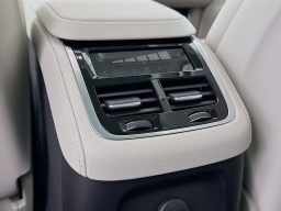 Volvo XC90 Plug-In Hybrid Ultra T8 AWD 7-Seater 2026