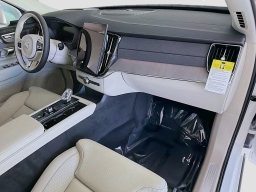 Volvo XC90 Plug-In Hybrid Ultra T8 AWD 7-Seater 2026