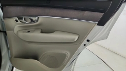 Volvo XC90 Plug-In Hybrid Ultra T8 AWD 7-Seater 2026