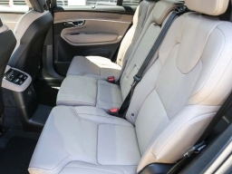 Volvo XC90 Plug-In Hybrid T8 AWD Ultra 7-Seater 2026