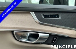 Volvo XC90 Plug-In Hybrid Core T8 AWD 7-Seater 2026