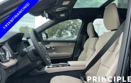 Volvo XC90 Plug-In Hybrid Core T8 AWD 7-Seater 2026