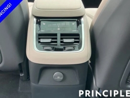 Volvo XC90 Plug-In Hybrid Core T8 AWD 7-Seater 2026