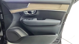 Volvo XC90 Plug-In Hybrid Core T8 AWD 7-Seater 2026