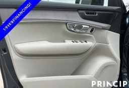 Volvo XC90 Plug-In Hybrid Ultra Dark Theme T8 AWD 7-Seater 2026