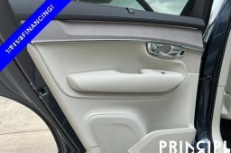 Volvo XC90 Plug-In Hybrid Ultra Dark Theme T8 AWD 7-Seater 2026