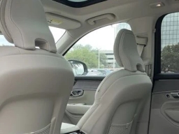 Volvo XC90 Plug-In Hybrid Ultra Dark Theme T8 AWD 7-Seater 2026