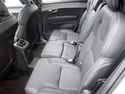 Volvo XC90 Plug-In Hybrid Ultra Dark Theme T8 AWD 7-Seater 2026