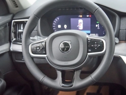 Volvo XC90 Plug-In Hybrid Ultra Dark Theme T8 AWD 7-Seater 2026